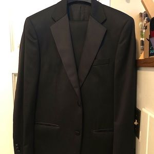 Pronto Uomo Black Modern Fit Tuxedo
